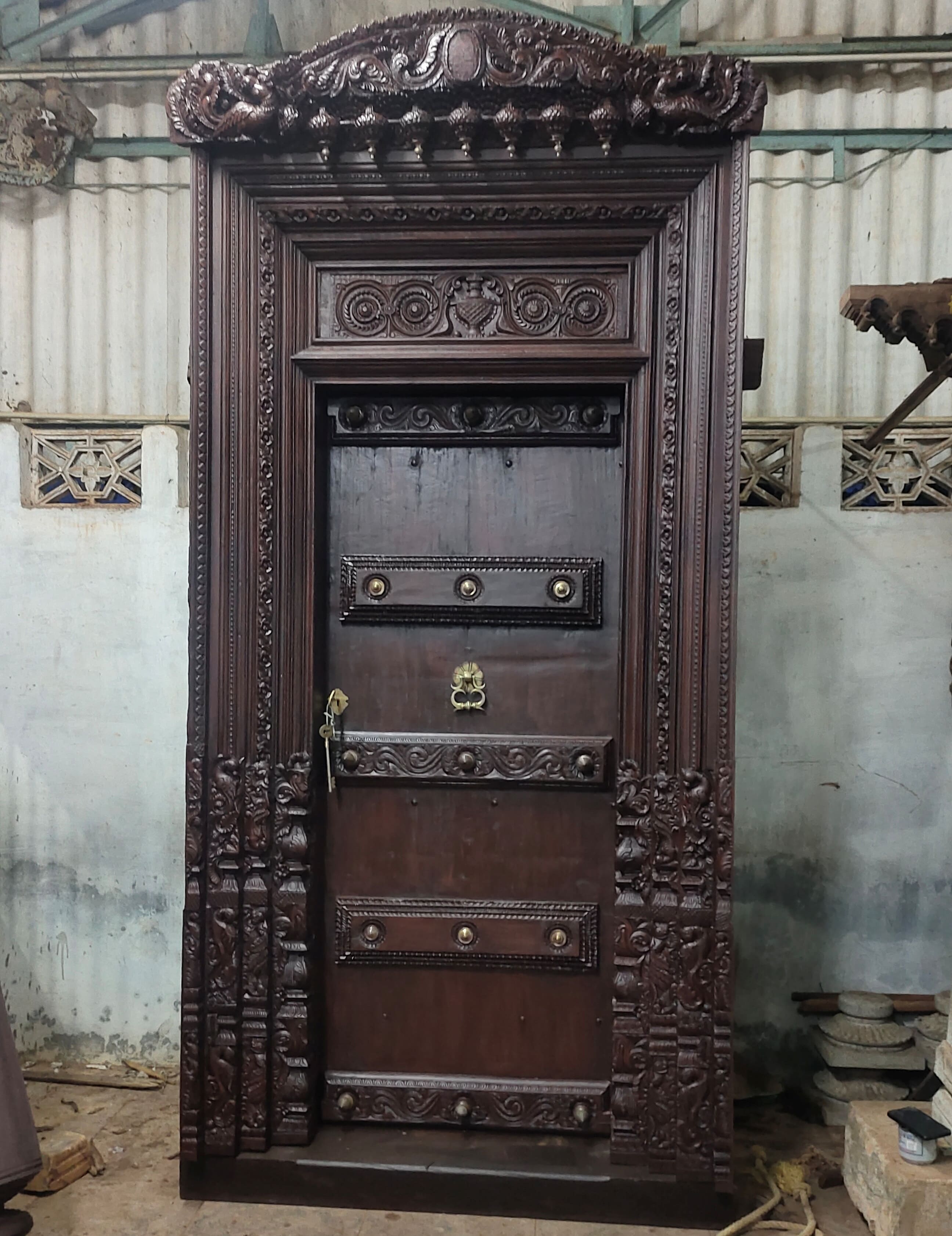 wooden_door